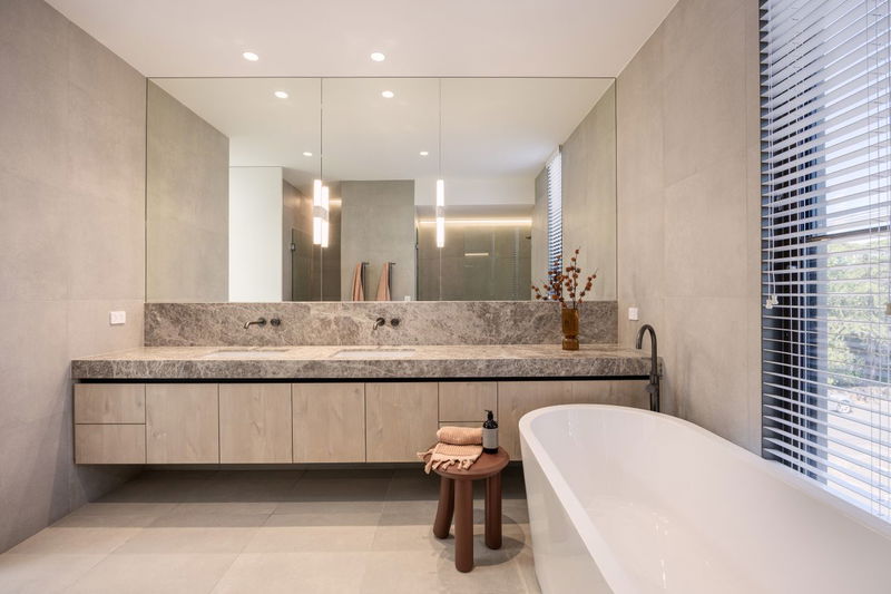 Urban Luxe Loft with pool