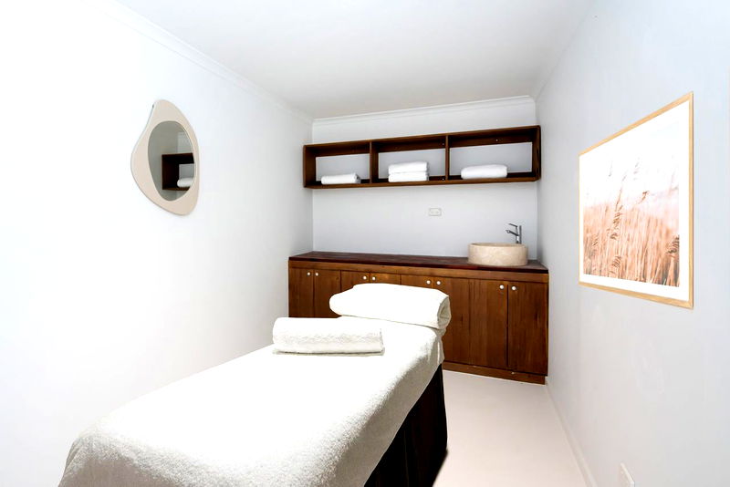 The Cape Retreat (Stunning views)