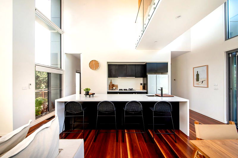 Seabreeze Haven (Walk to the beach)