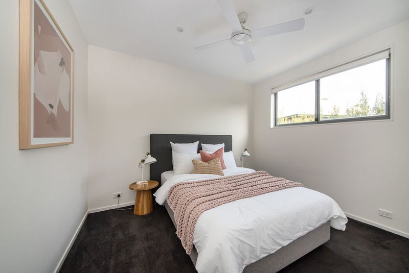 Seabreeze Haven (Walk to the beach)