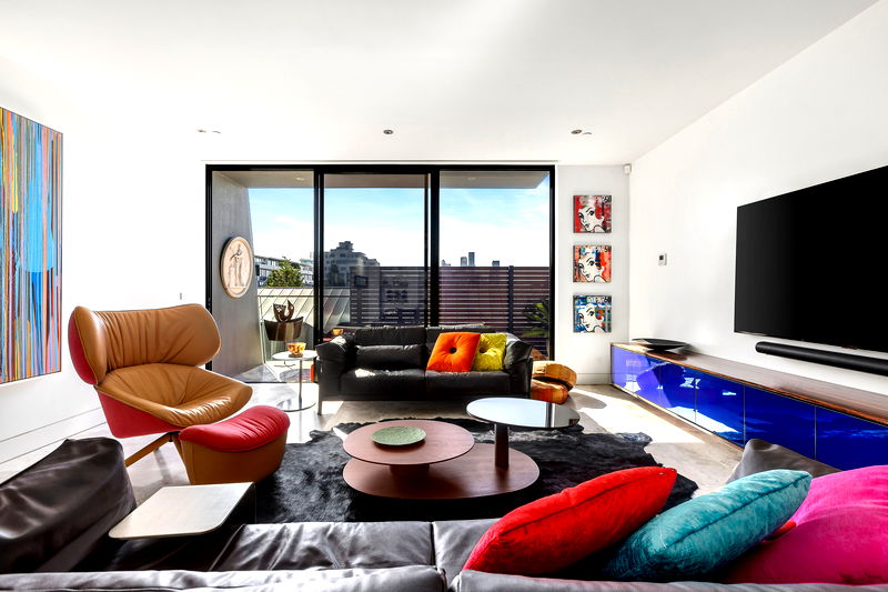 The Parade Penthouse (Walk to beach)