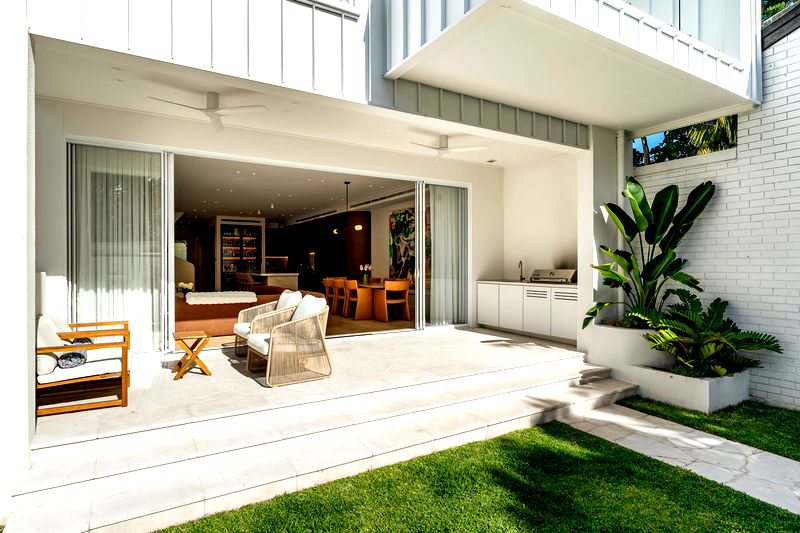 Bondi Luxe Haven (private garden and pool)