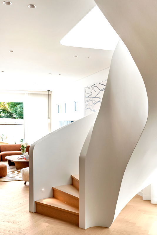 Bondi Luxe Haven (private garden and pool)