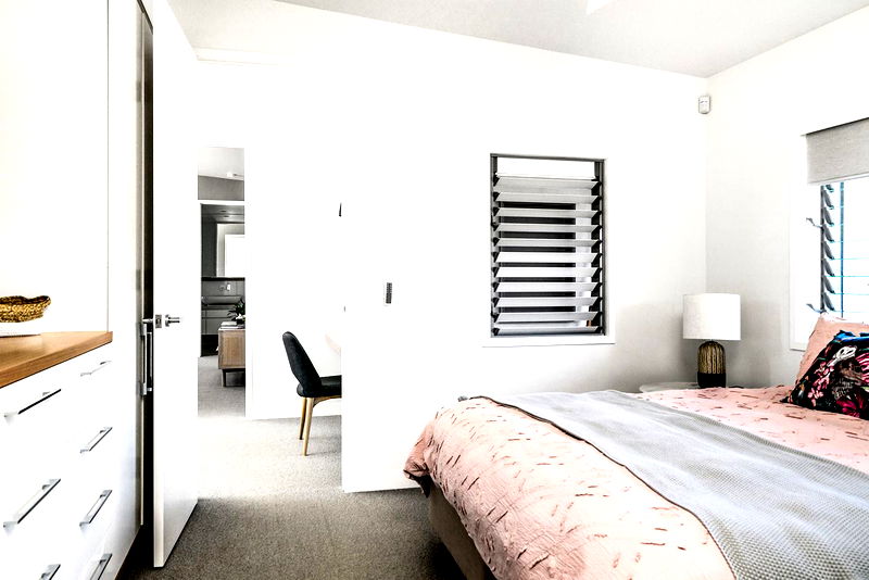 Kiki - luxury beach villa with pool