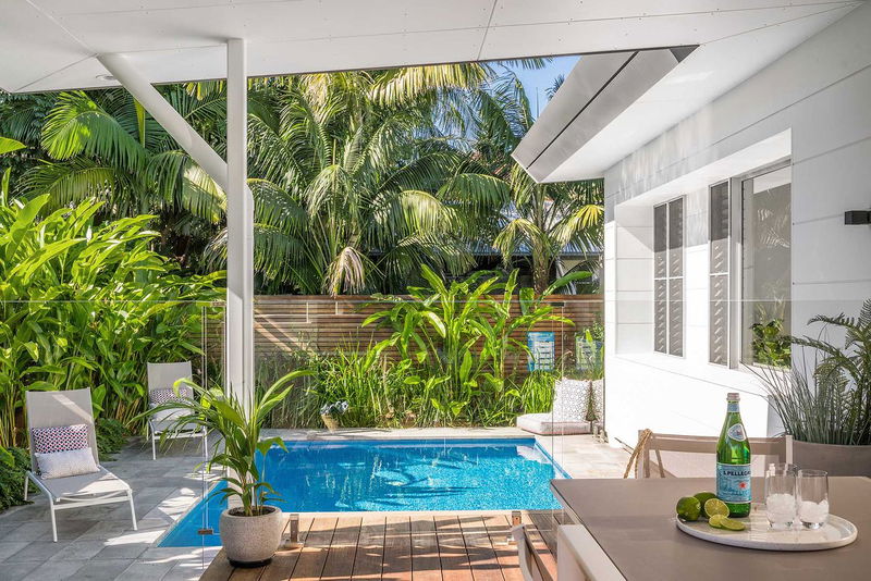 Kiki - luxury beach villa with pool