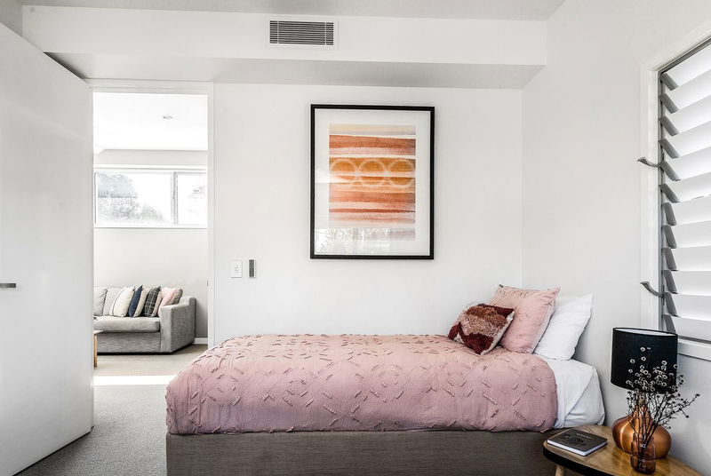 Kiki - luxury beach villa with pool