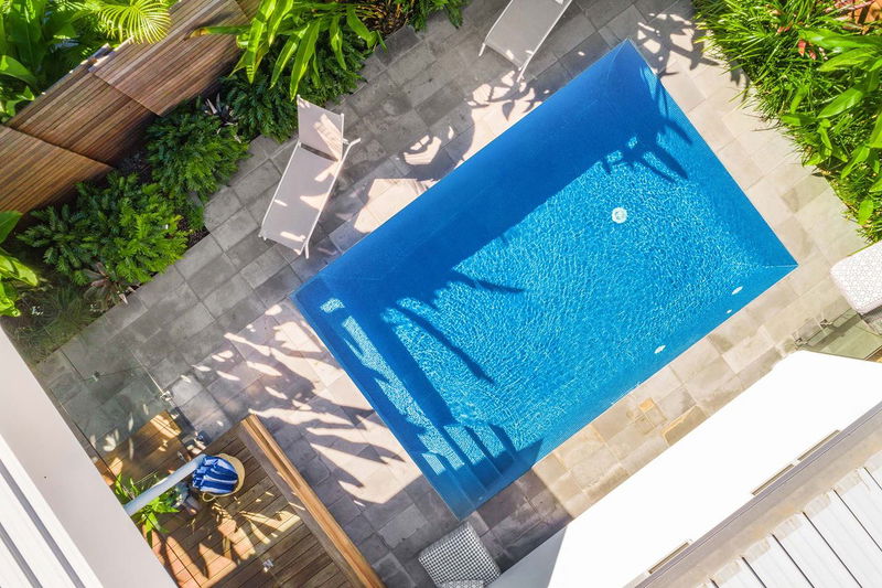 Kiki - luxury beach villa with pool