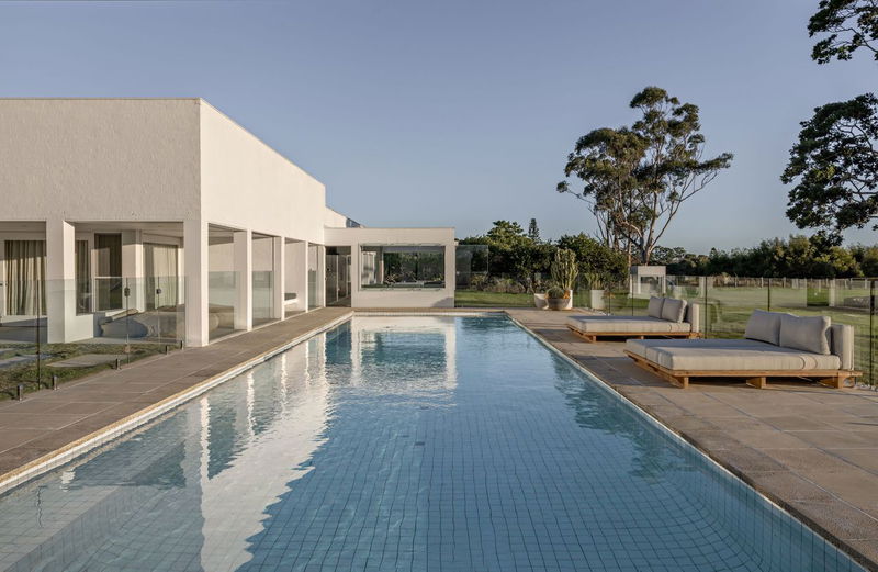 Amelika - luxury 25 acre estate with pool