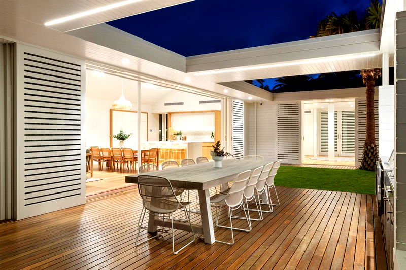 The Beach Box - beachside luxury home with private pool