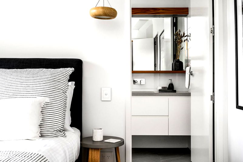 Coconut Palms Villa One - beachside luxury with pool