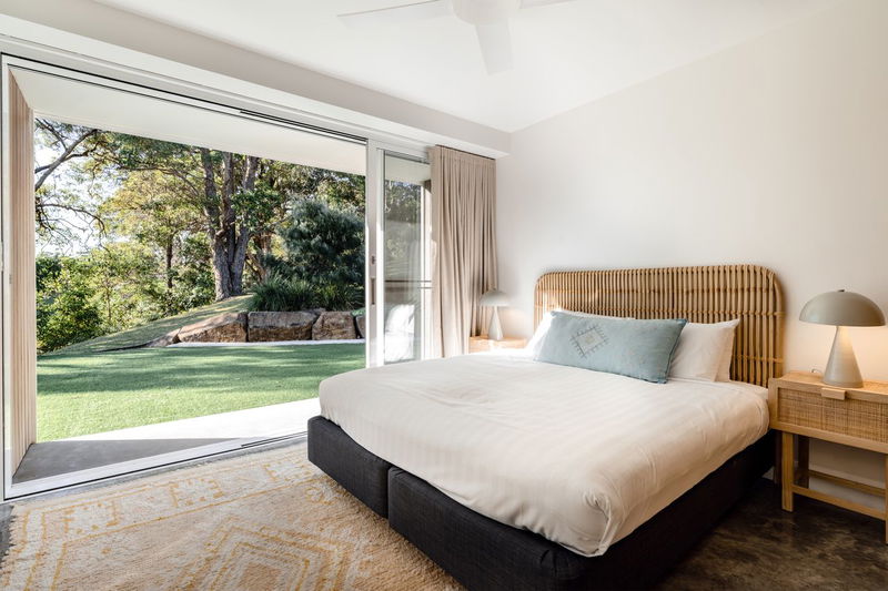 Myocum Retreat - luxury hinterland estate with pool