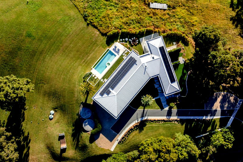 Myocum Retreat - luxury hinterland estate with pool