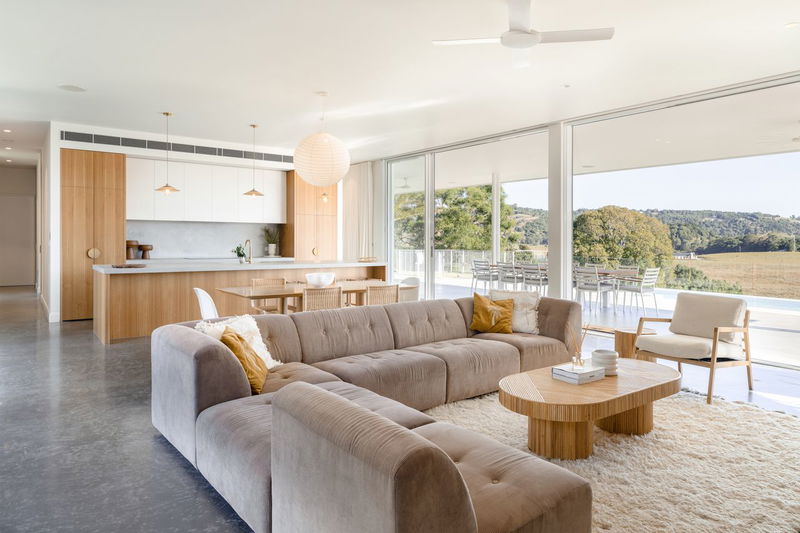 Myocum Retreat - luxury hinterland estate with pool