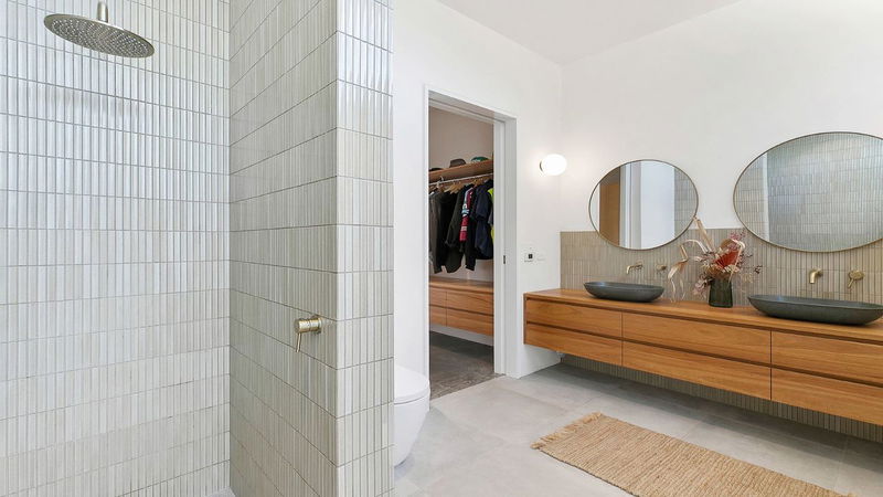 Myocum Retreat - luxury hinterland estate with pool