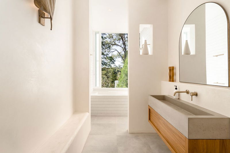 Myocum Retreat - luxury hinterland estate with pool