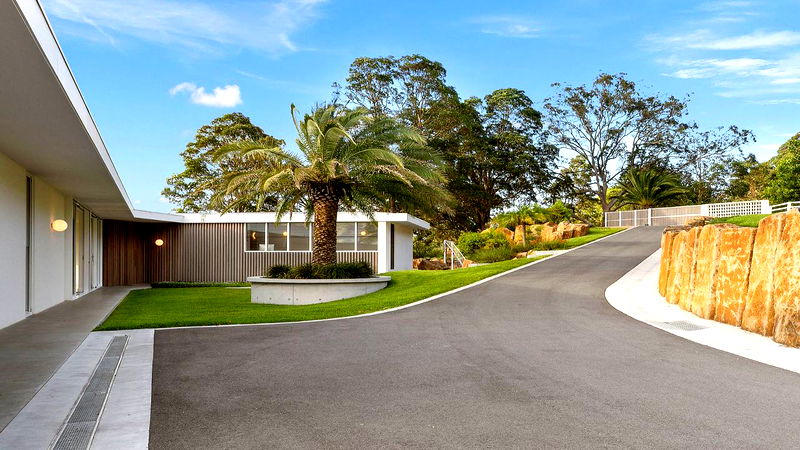 Myocum Retreat - luxury hinterland estate with pool