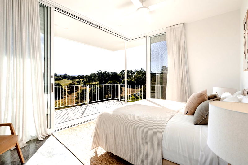 Myocum Retreat - luxury hinterland estate with pool