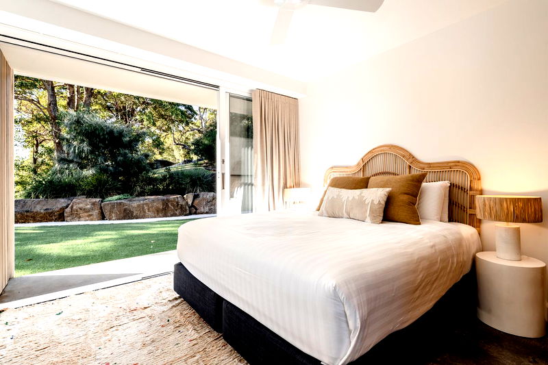 Myocum Retreat - luxury hinterland estate with pool