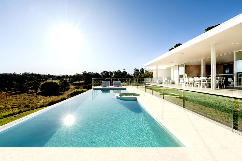 Myocum Retreat - luxury hinterland estate with pool
