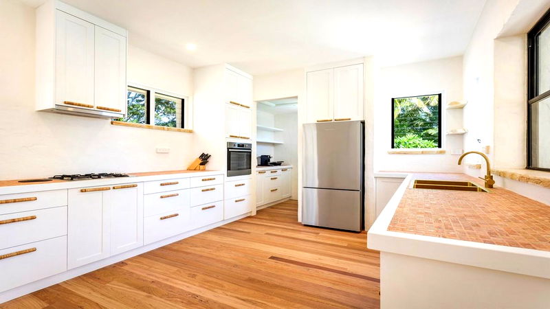 Casa Bonita - retro-chic home with pool