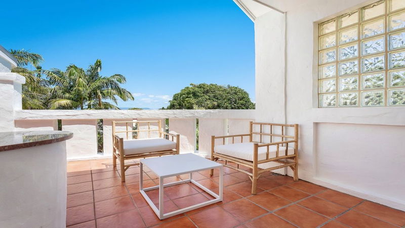 Casa Bonita - retro-chic home with pool