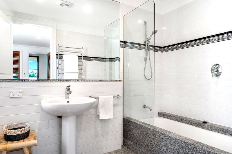 Coopers Retreat - luxury retreat with pool