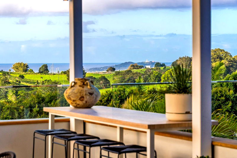 Coopers Retreat - luxury retreat with pool