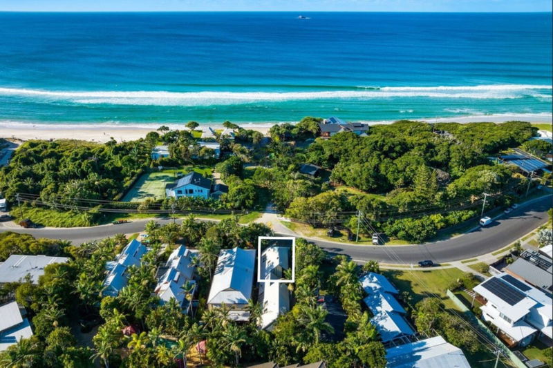 Le Petit Chou  - steps from Belongil Beach