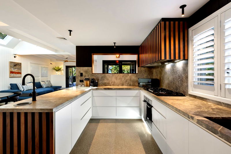 Le Petit Chou  - steps from Belongil Beach