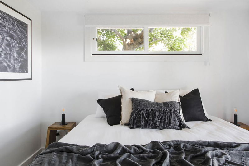 Lighthouse - stunning 5 BR beach house with pool