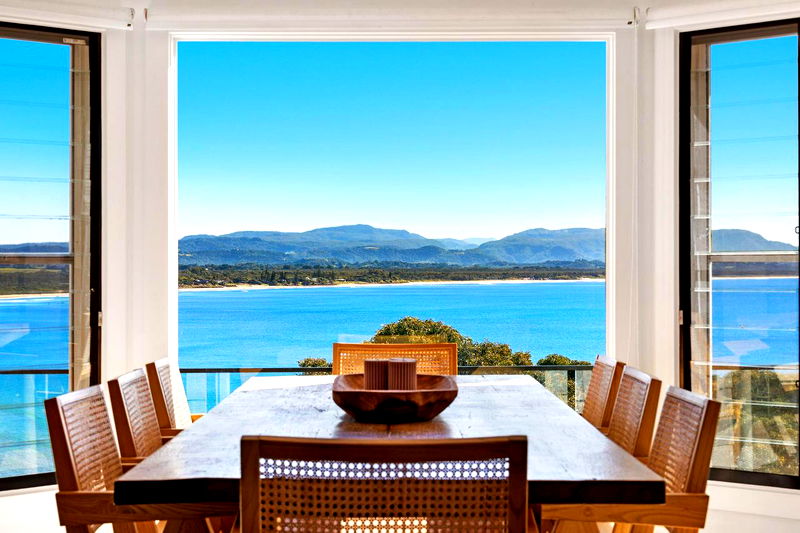 Lighthouse - stunning 5 BR beach house with pool