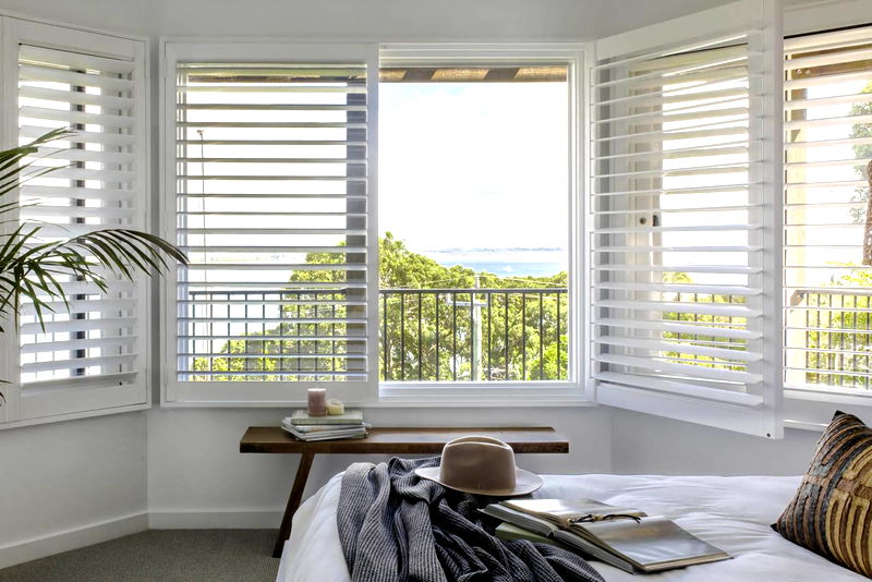 Lighthouse - stunning 5 BR beach house with pool