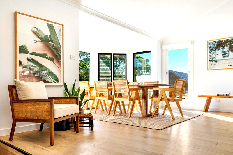 Lighthouse - stunning 5 BR beach house with pool