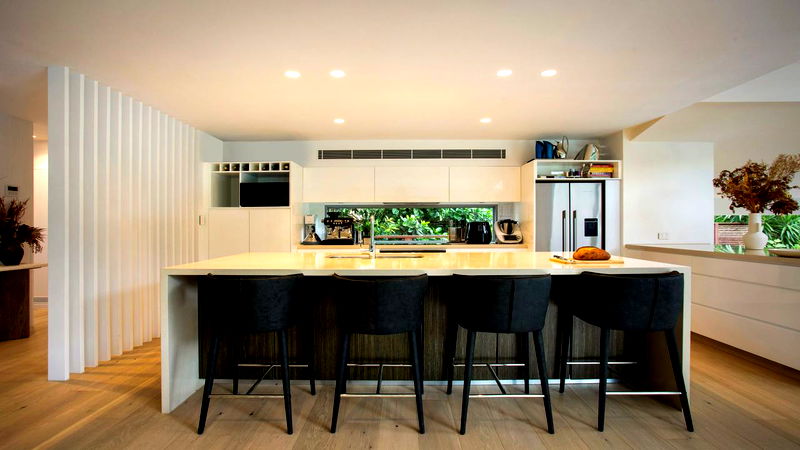 Tallow Treetops - walking distance to beaches