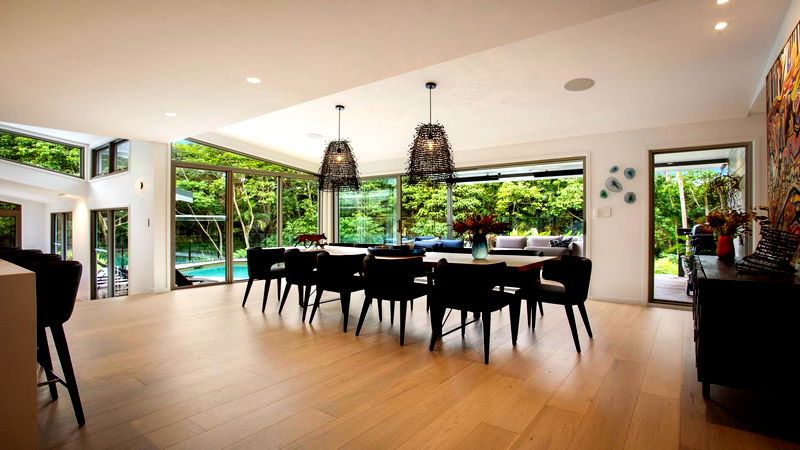 Tallow Treetops - walking distance to beaches