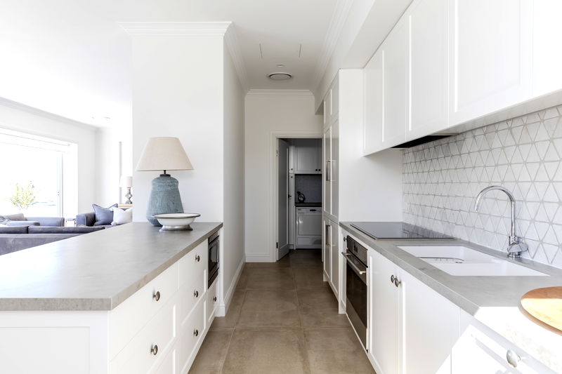 The Boat House (Walk to Beach)