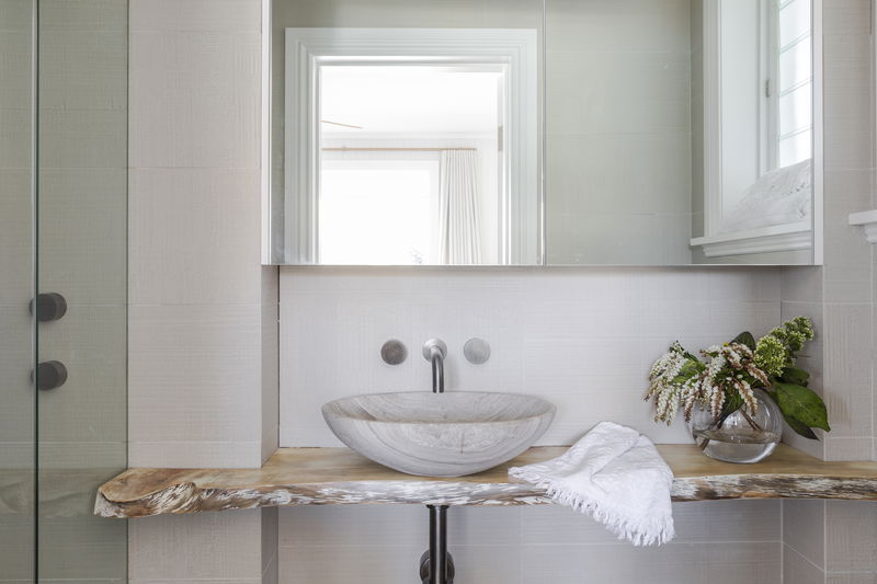 The Boat House (Walk to Beach)