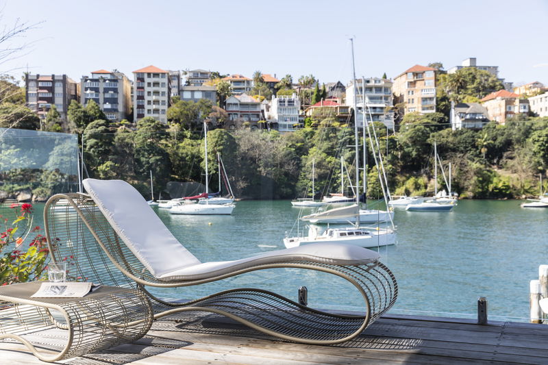 The Boat House (Walk to Beach)