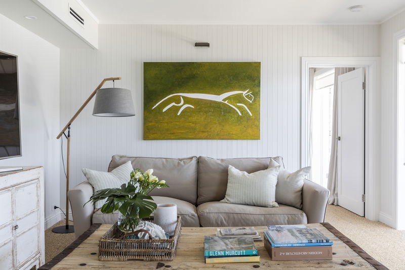 The Boat House (Walk to Beach)