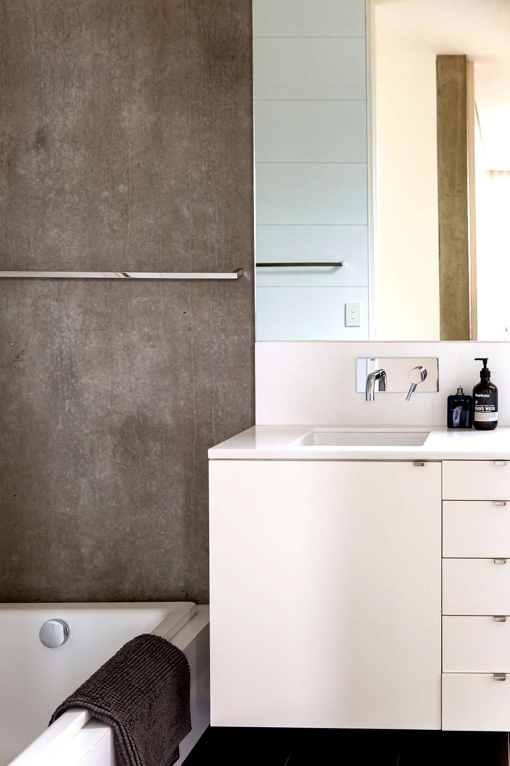 Ethel St (With Car Parking)