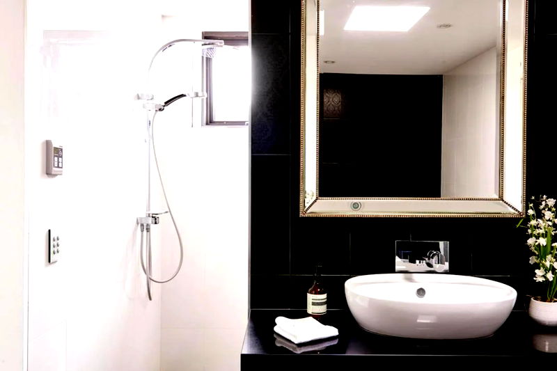 Hartpury (Heated Pool)