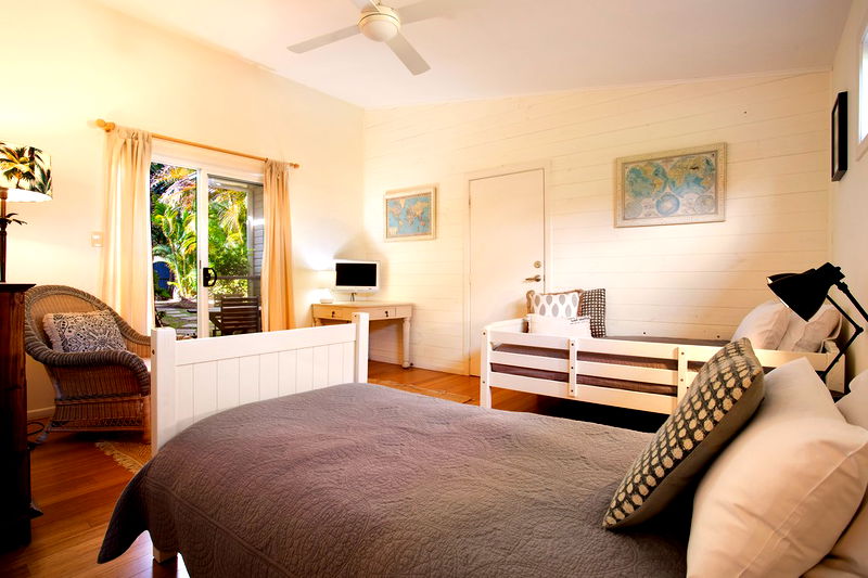 LUXICO's Abachi - hop, skip, jump to town & beach