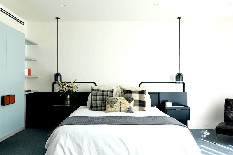 Melbourne Palm Springs