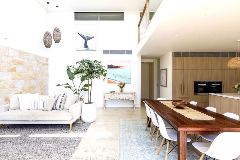 Clovelly Pool Escape (Walk to the beach)