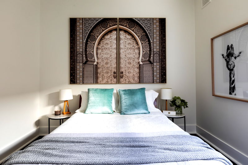 Clovelly Pool Escape (Walk to the beach)