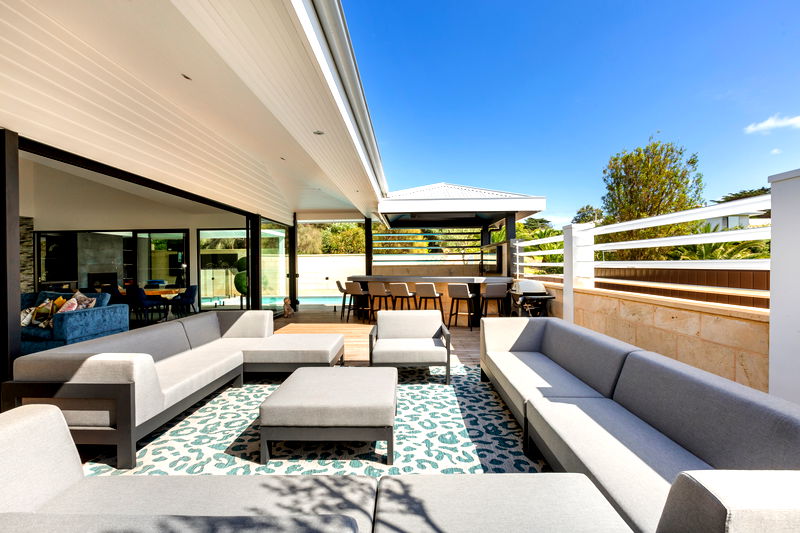 Ocean Beach Road (Solar Heated Pool)