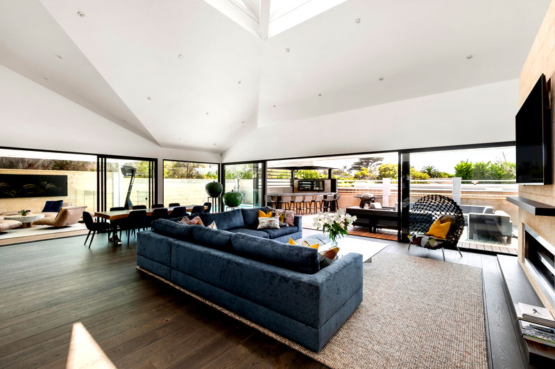 Ocean Beach Road (Solar Heated Pool)