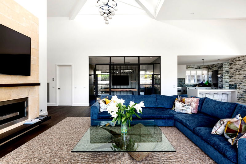 Ocean Beach Road (Solar Heated Pool)