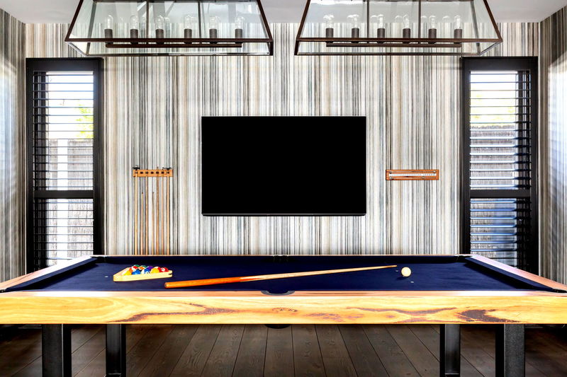 Ocean Beach Road (Solar Heated Pool)