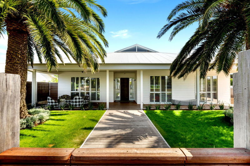 Ocean Beach Road (Solar Heated Pool)